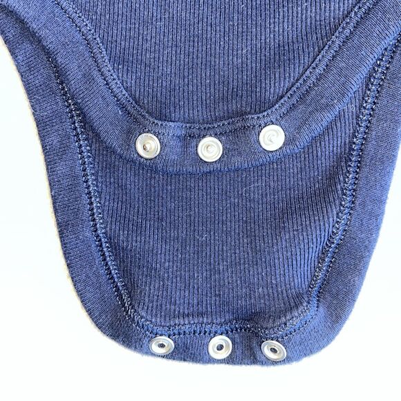 Gap Baby Girl 4 Piece Lot 3-6, 6-12, 12-18 Months Eyelet Dress, Tees, Sweater.‎ - Picture 12 of 16